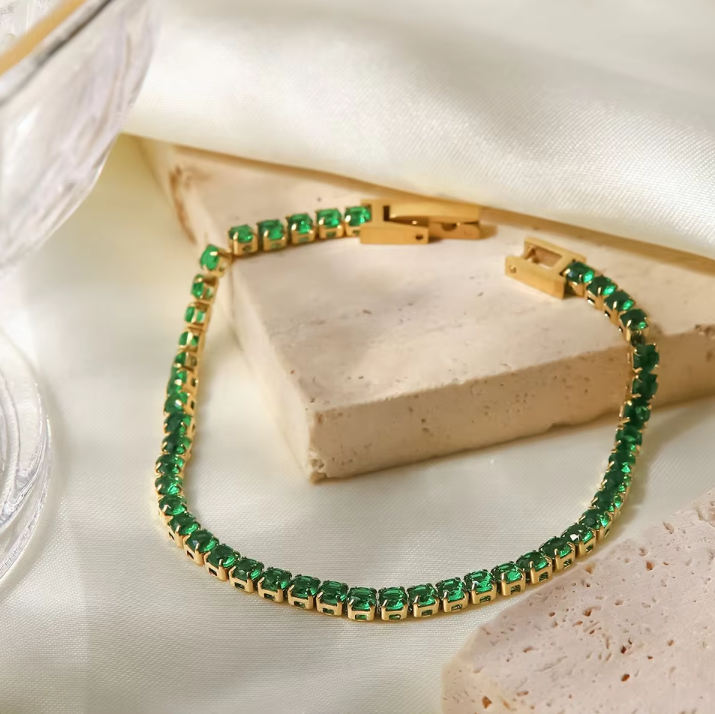 Emerald Gleam Bracelet