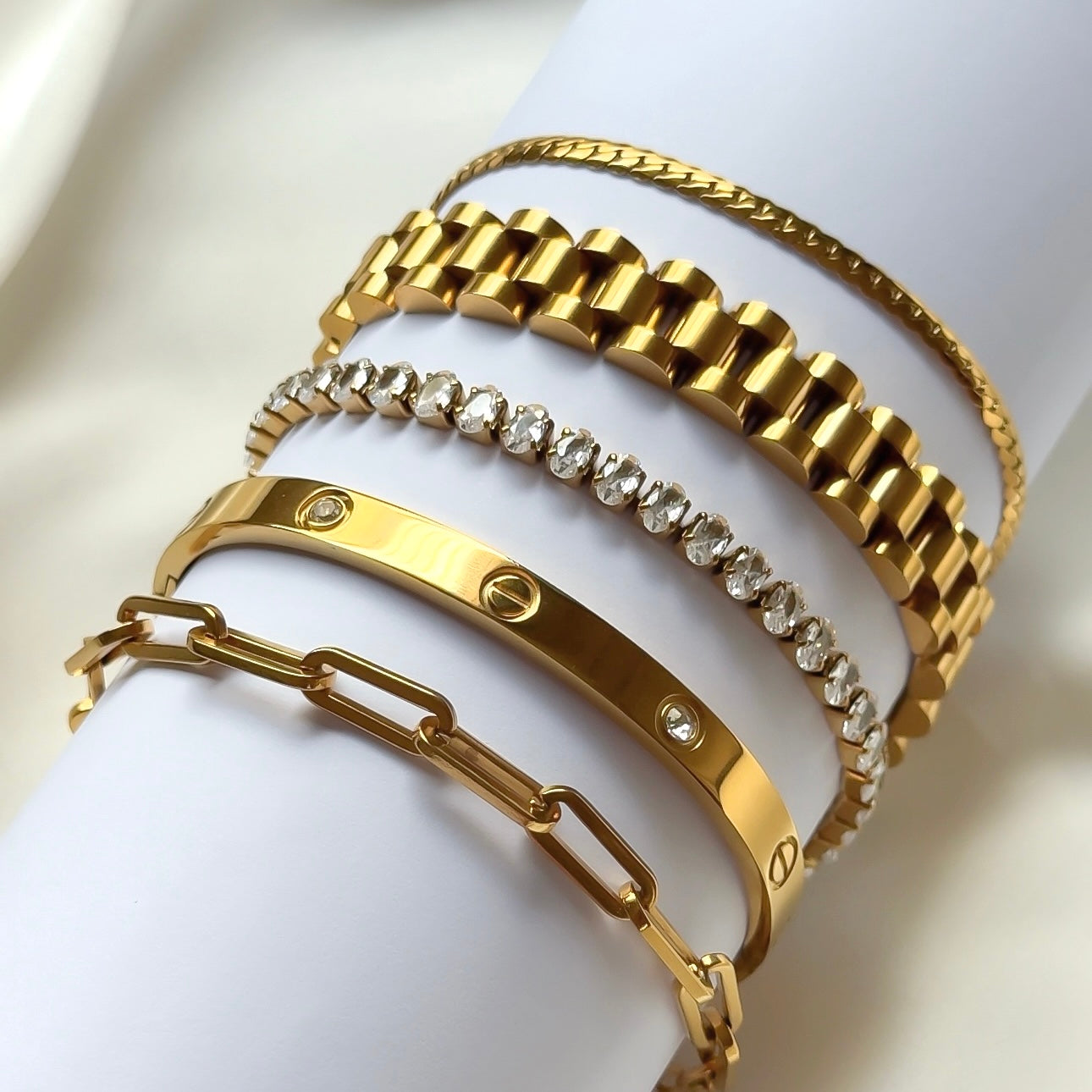 The Signature Shine Bracelet Stack