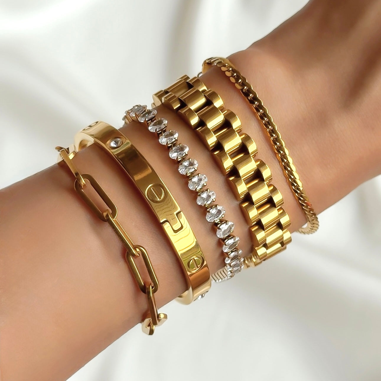 The Signature Shine Bracelet Stack