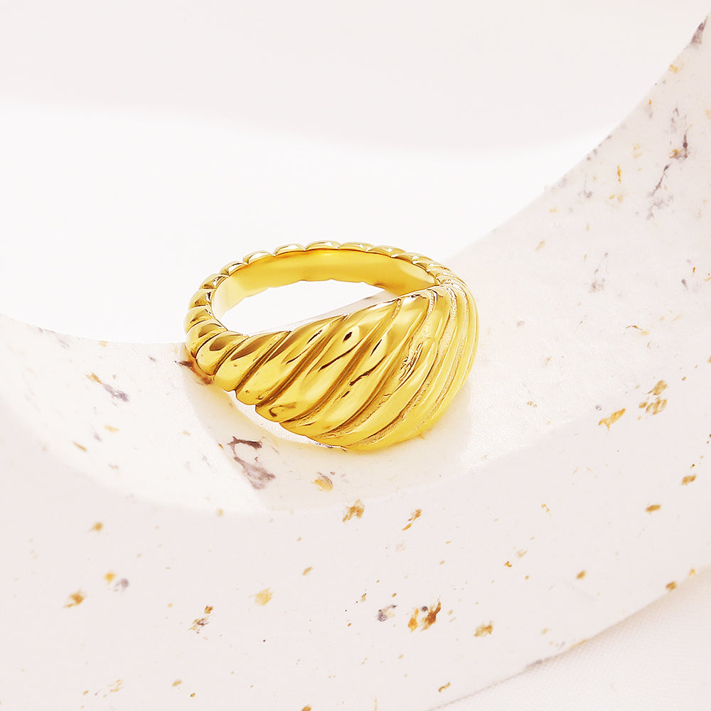 Twist Dome Ring
