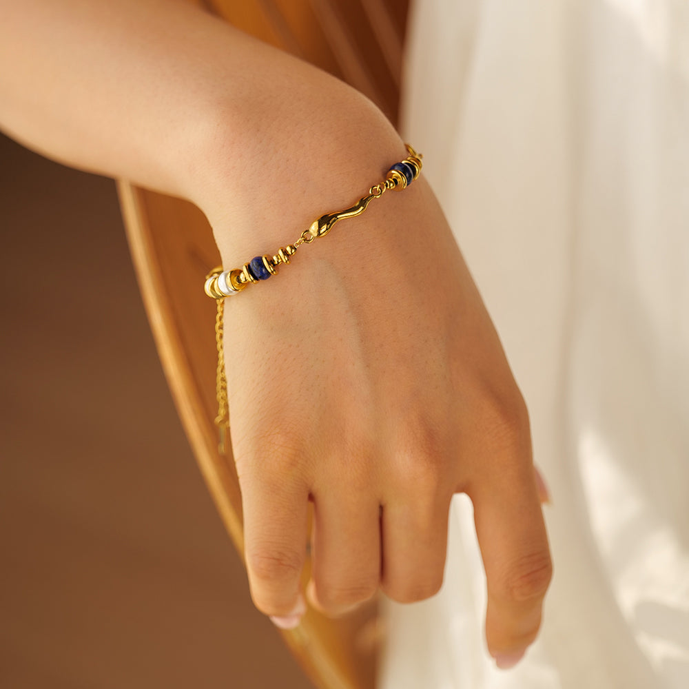 Iris Pearl Bracelet