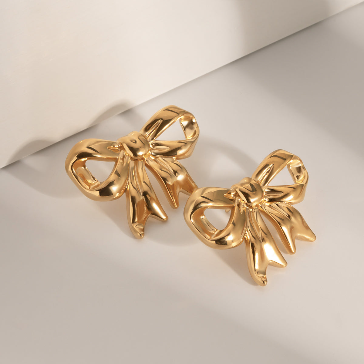 Bowtiful Earrings