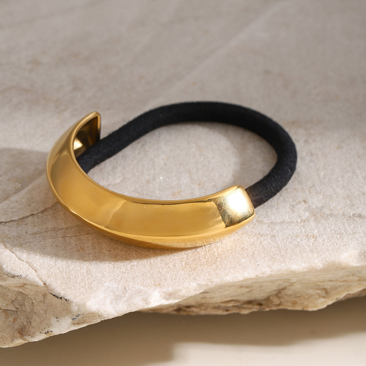 Elegant Curve Hair Cuff