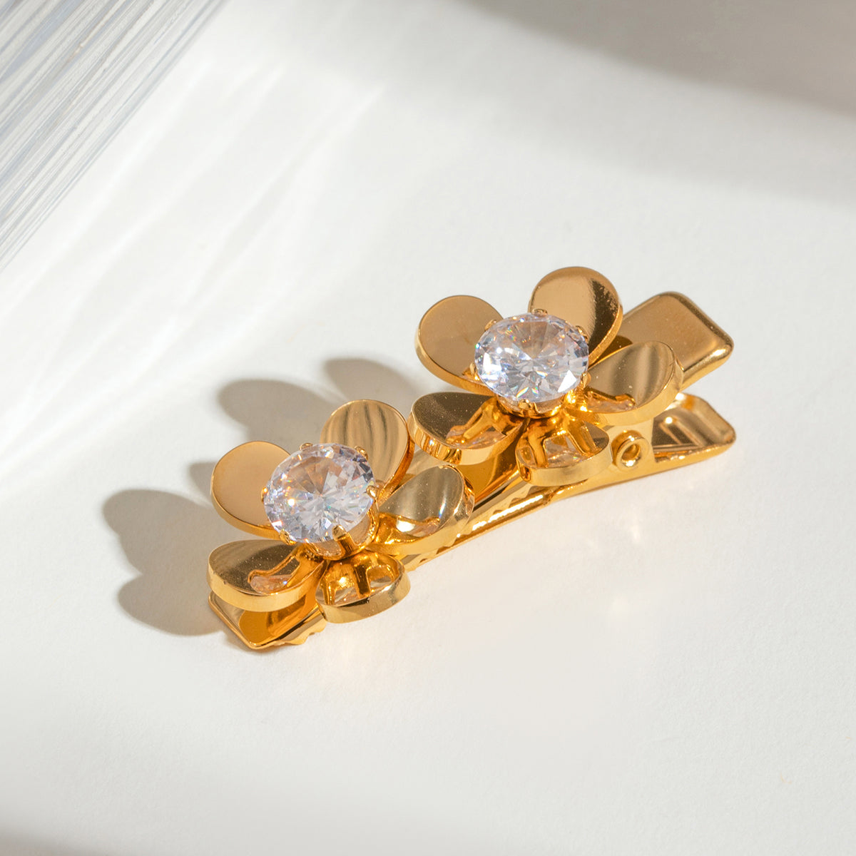 Flora Spark Hair Clip