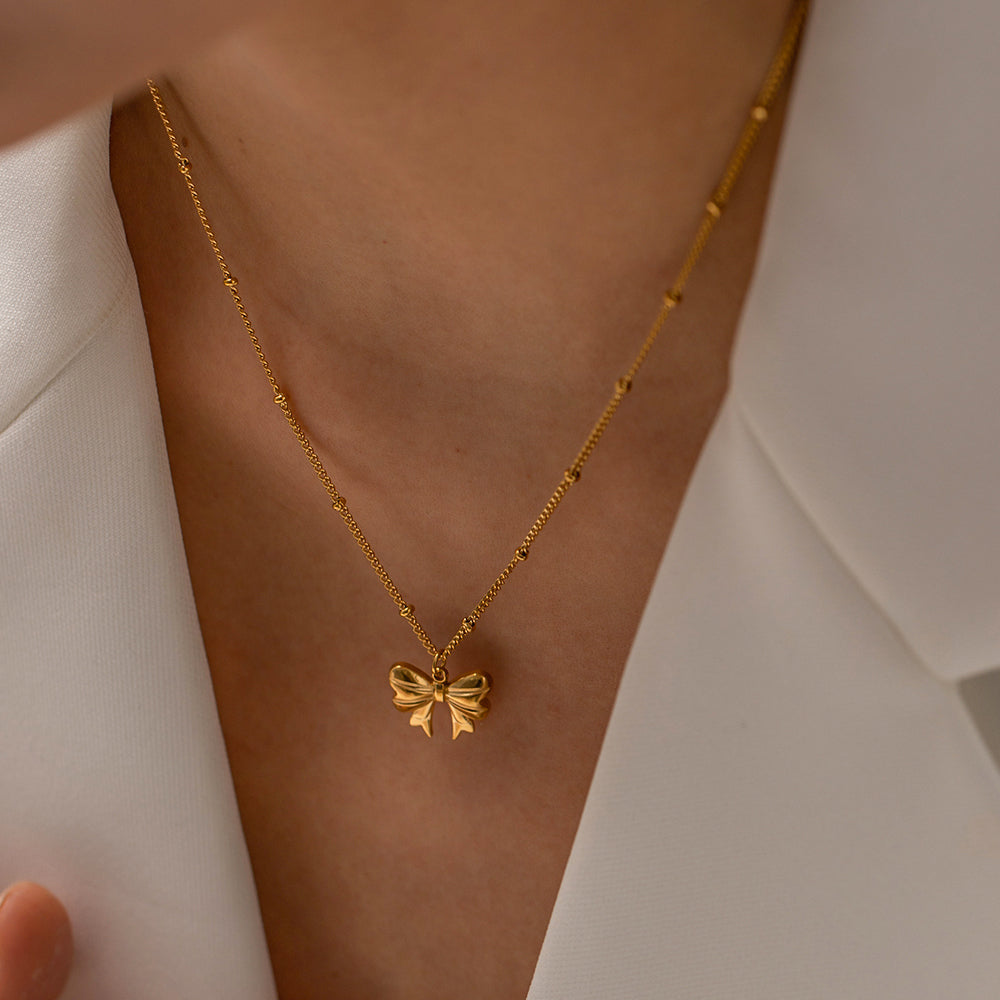 Bow Necklace