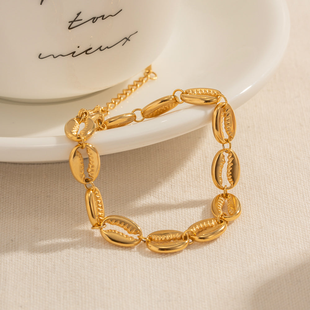 Shellfishly Yours Bracelet