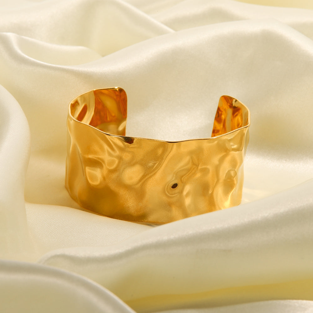 Majesty Cuff Bracelet