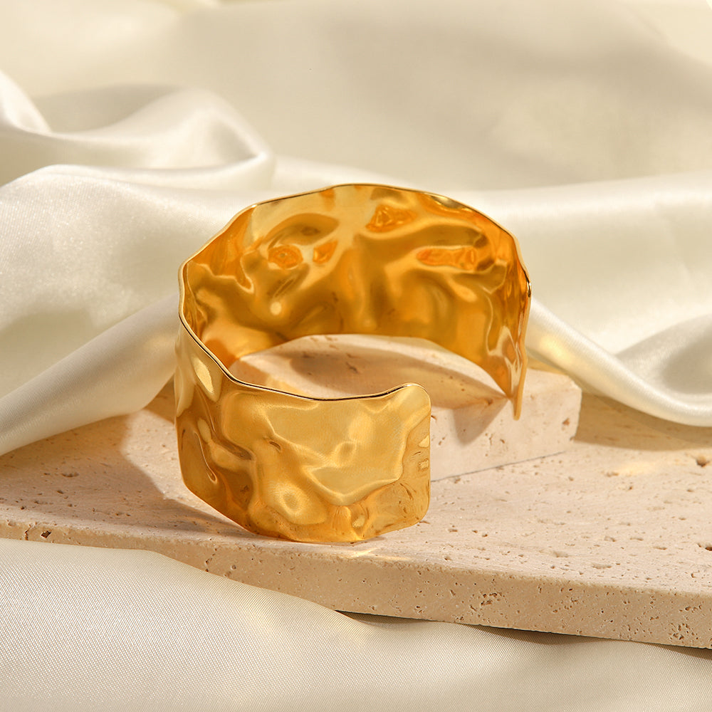 Majesty Cuff Bracelet