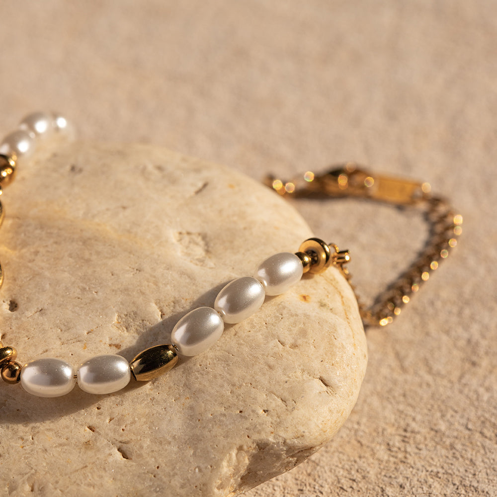 Swan Pearl Bracelet