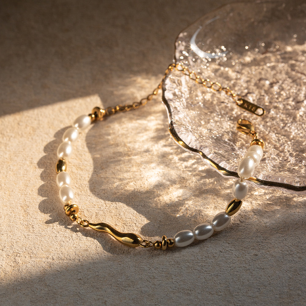 Swan Pearl Bracelet
