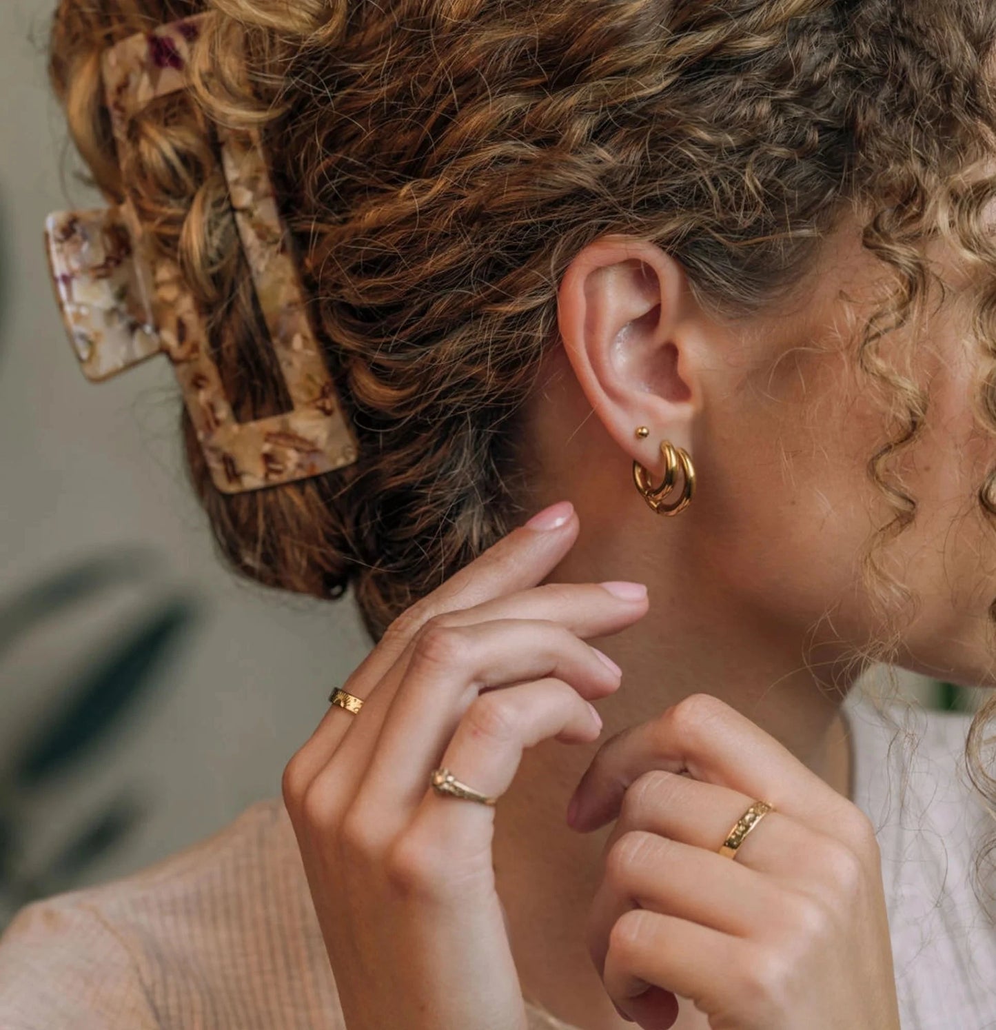 Everyday Signature Threesome Hoops