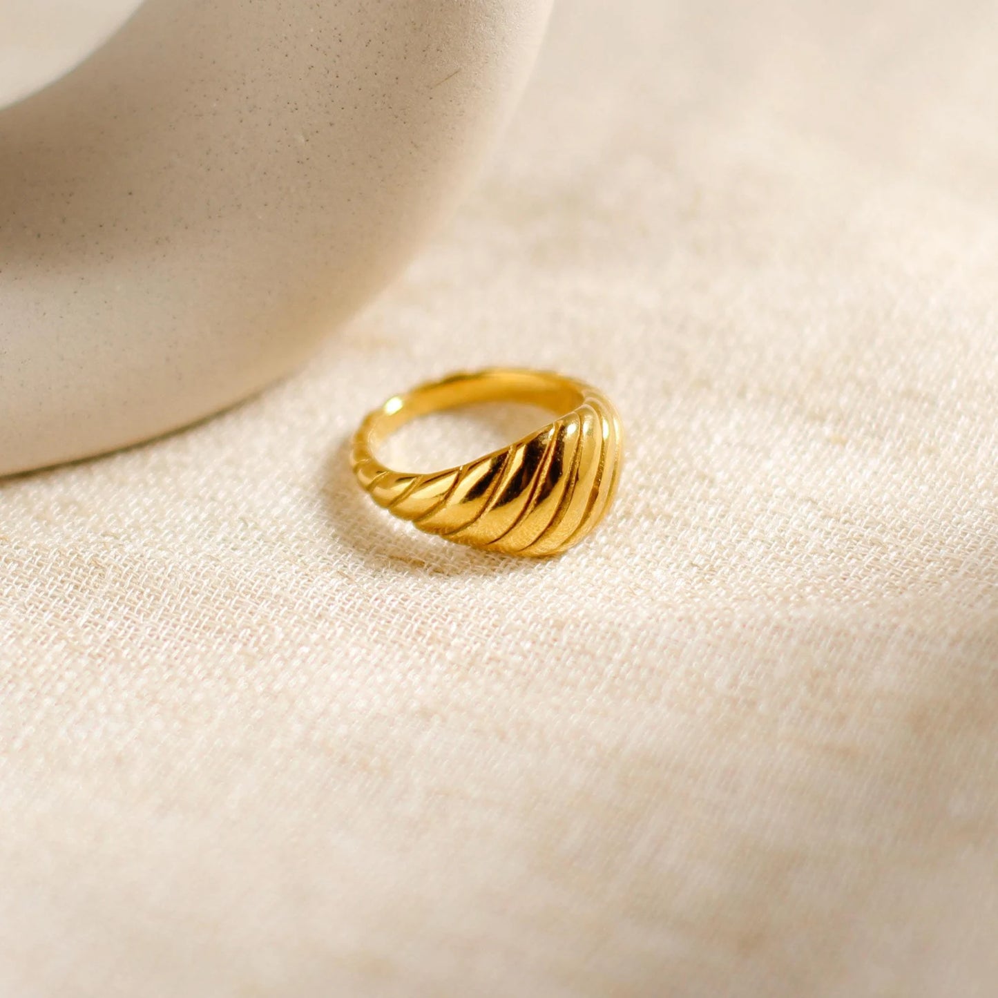Twist Dome Ring