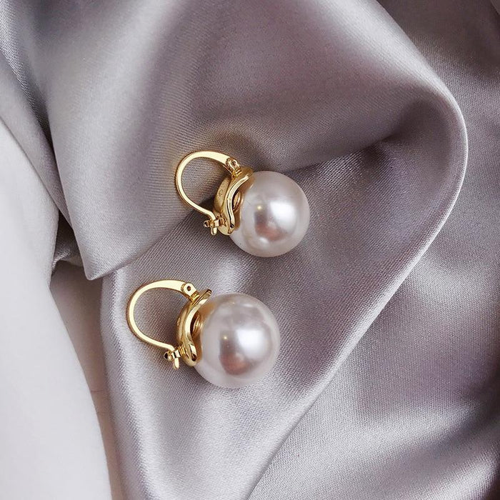 Swirl Pearl Earrings